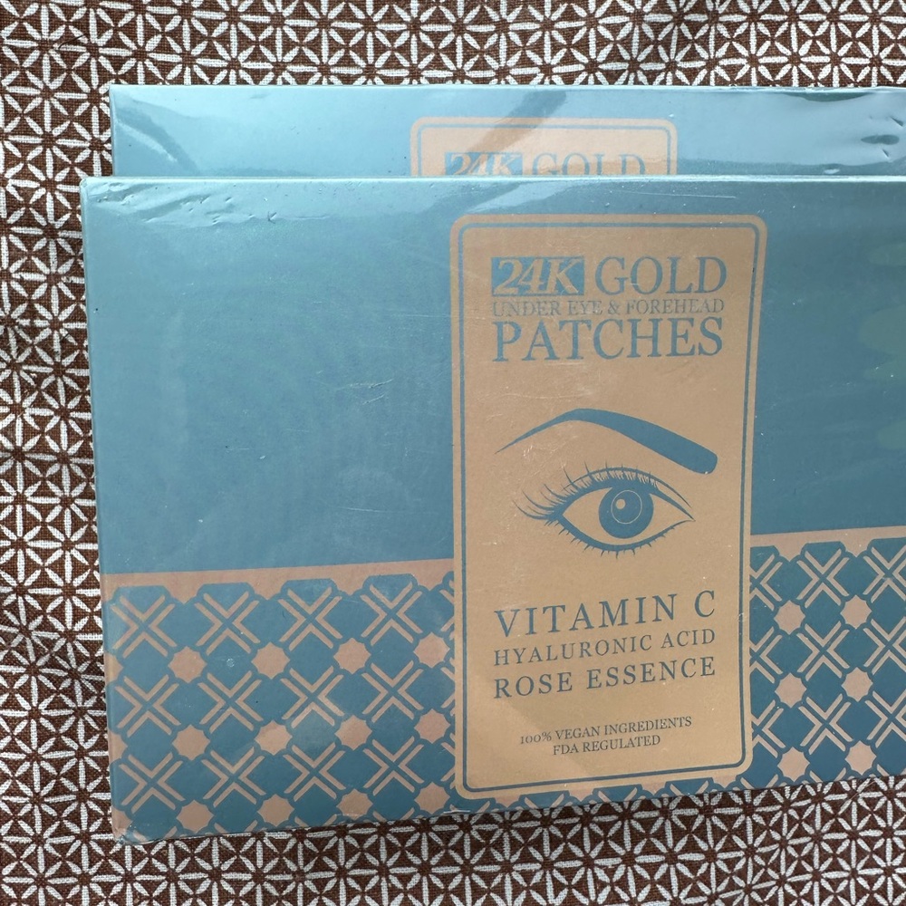 24k gold eye patches for under eyes and forehead vitamin c hyaluronic acid NWT
